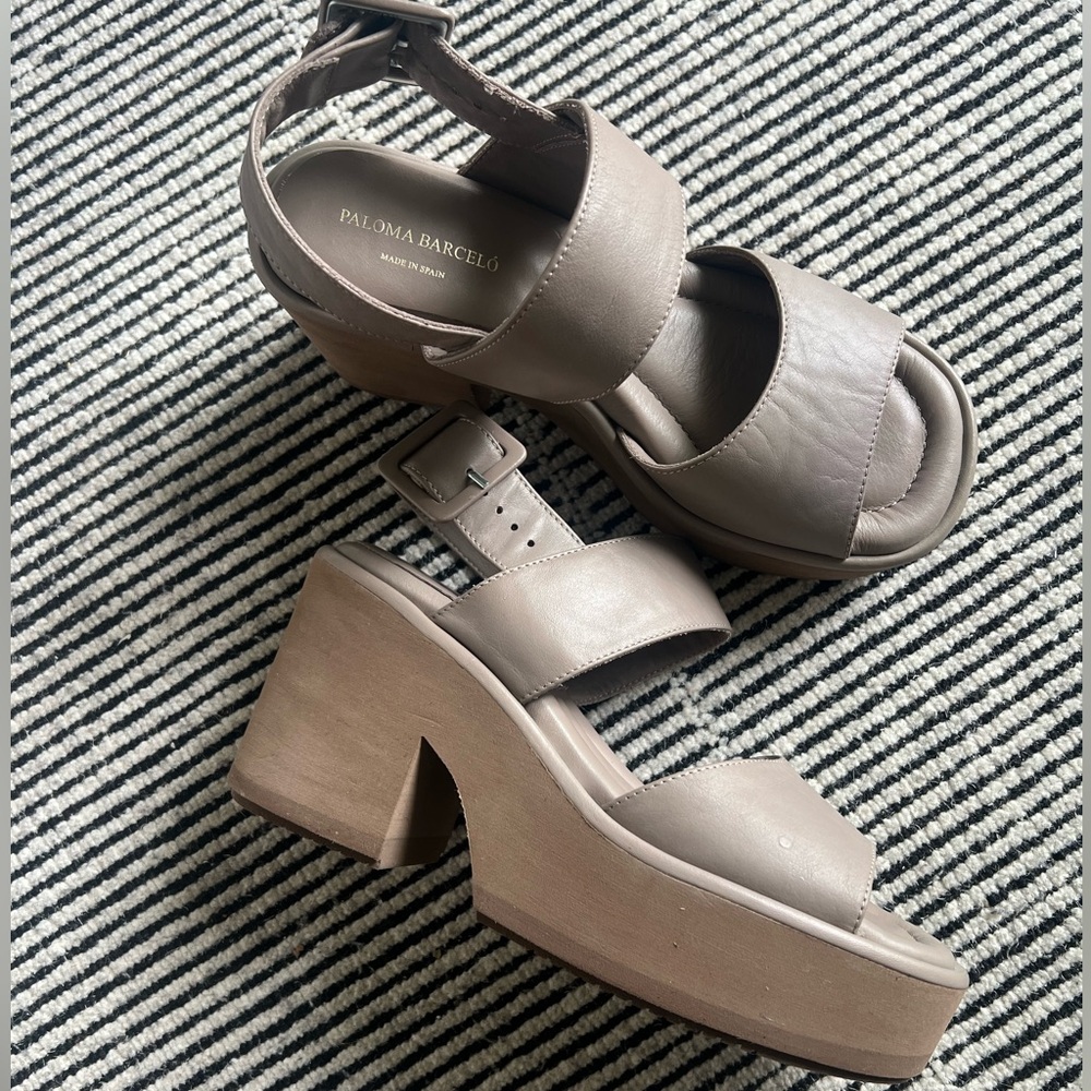 Paloma Barcelo Gray Platform Shoes with Chunky Heel size 37 NEW